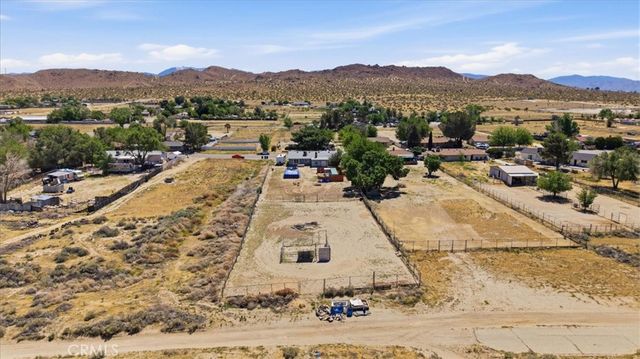 15235 Newmont, Lancaster, CA 93535