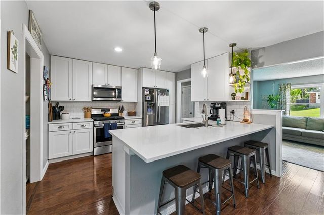 4730 Lucille Lane, Shawnee, KS 66203