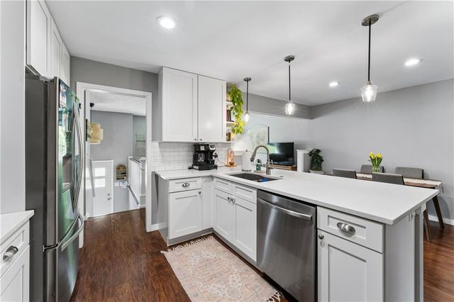 4730 Lucille Lane, Shawnee, KS 66203