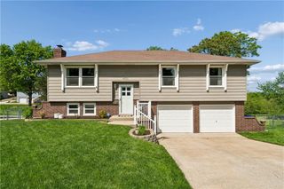 4730 Lucille Lane, Shawnee, KS 66203