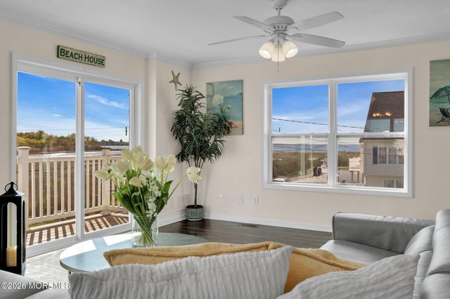 607 Bay Avenue, Union Beach, NJ 07735