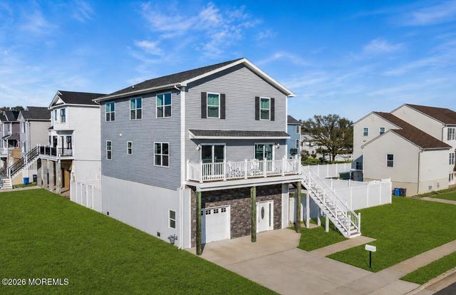 607 Bay Avenue, Union Beach, NJ 07735