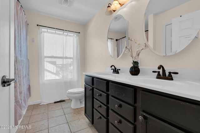 607 Bay Avenue, Union Beach, NJ 07735