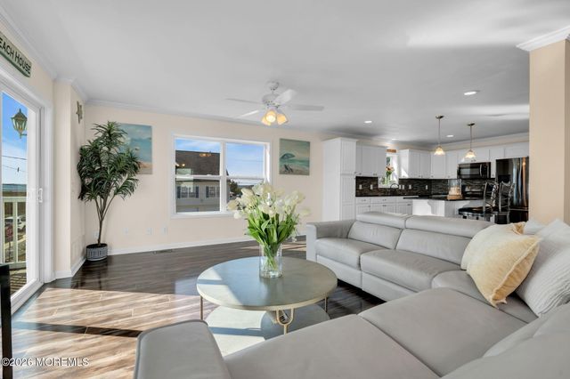 607 Bay Avenue, Union Beach, NJ 07735