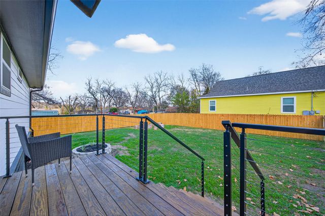 512 W Jefferson Street, Brenham, TX 77833