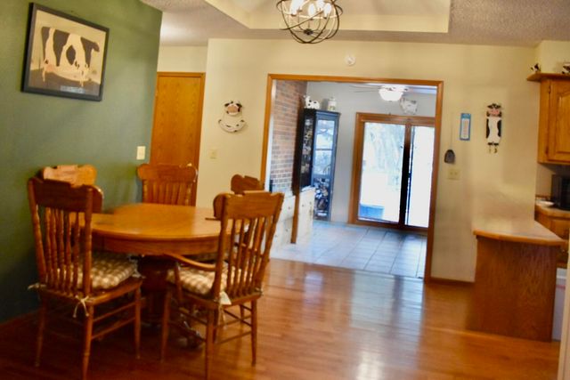 440 N Barker Avenue, Bolivar, MO 65613