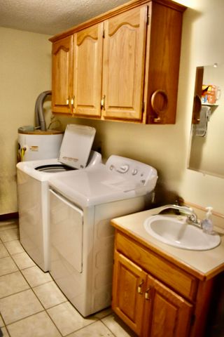 440 N Barker Avenue, Bolivar, MO 65613