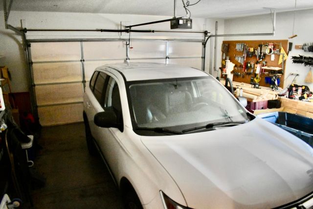 440 N Barker Avenue, Bolivar, MO 65613