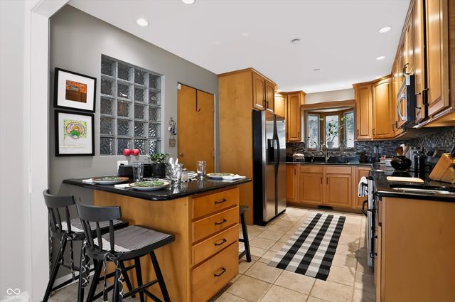 5945 Gladden Drive, Indianapolis, IN 46220