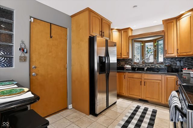 5945 Gladden Drive, Indianapolis, IN 46220