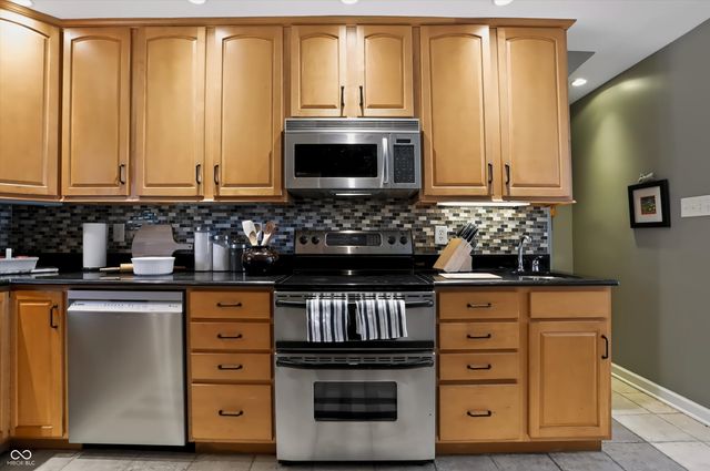 5945 Gladden Drive, Indianapolis, IN 46220