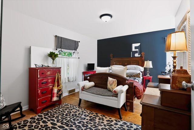 5945 Gladden Drive, Indianapolis, IN 46220