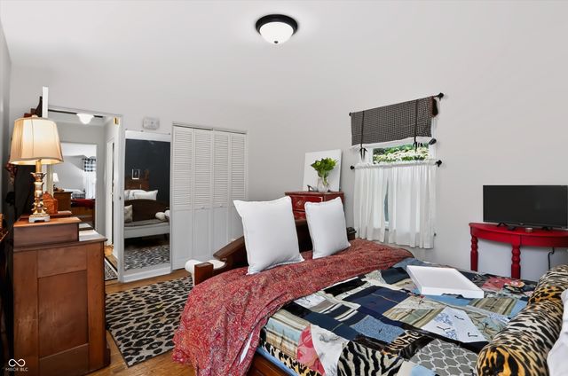 5945 Gladden Drive, Indianapolis, IN 46220