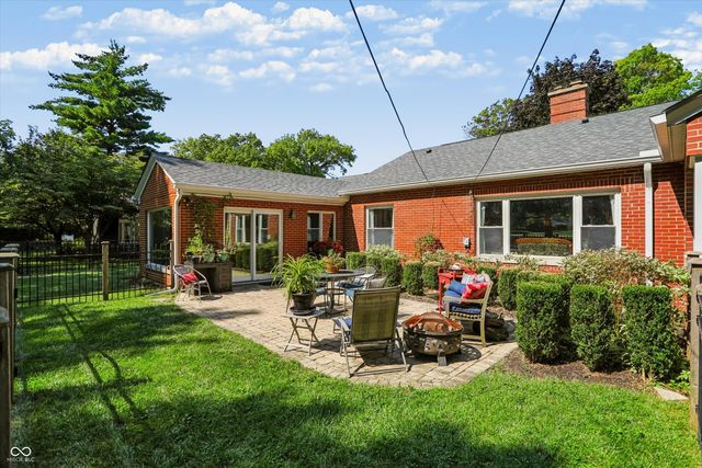 5945 Gladden Drive, Indianapolis, IN 46220