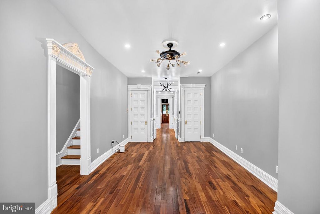 1502 S 5TH ST S, Philadelphia, PA 19147 — photo 5