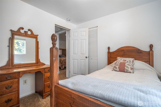 3515 W Tapps Drive E, Lake Tapps, WA 98391