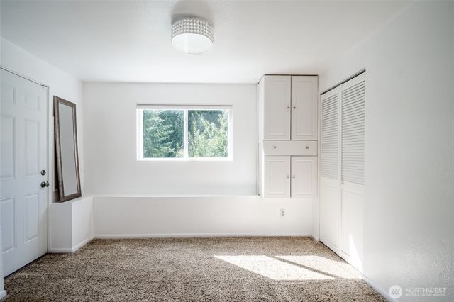 3515 W Tapps Drive E, Lake Tapps, WA 98391