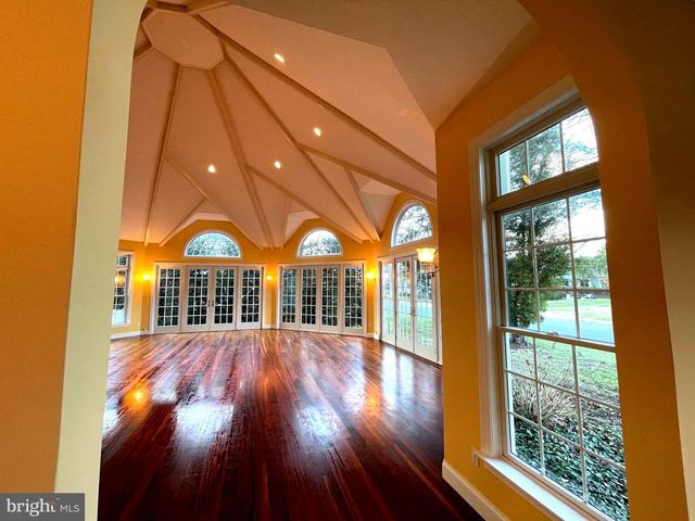 216 E CHEW AVE, Saint Michaels, MD 21663
