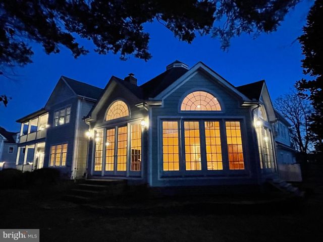 216 E CHEW AVE, Saint Michaels, MD 21663