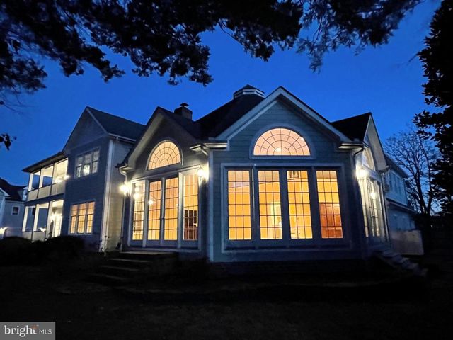 216 E CHEW AVE, Saint Michaels, MD 21663