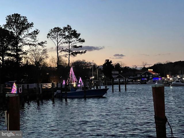 216 E CHEW AVE, Saint Michaels, MD 21663