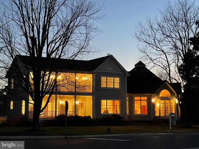 216 E CHEW AVE, Saint Michaels, MD 21663