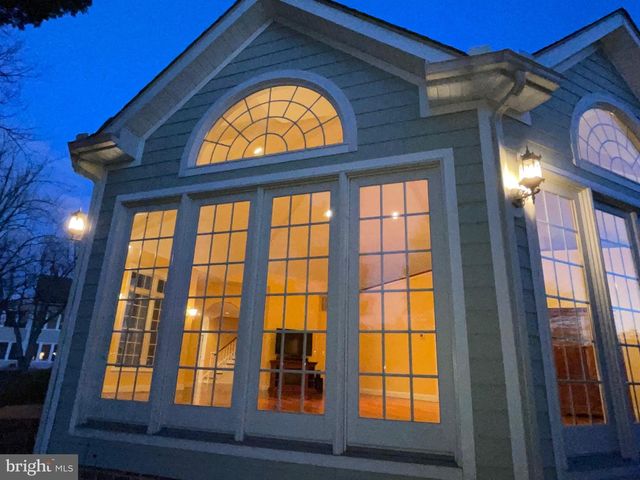 216 E CHEW AVE, Saint Michaels, MD 21663