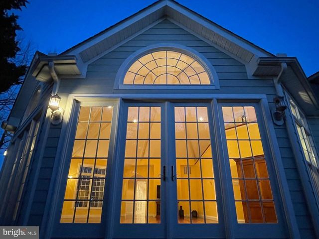 216 E CHEW AVE, Saint Michaels, MD 21663