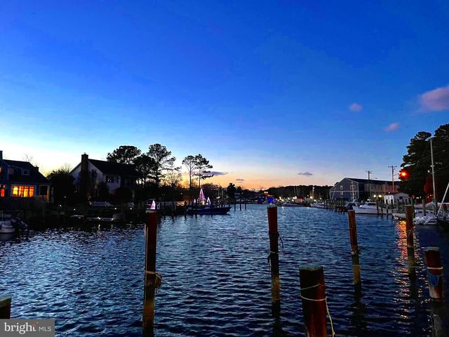 216 E CHEW AVE, Saint Michaels, MD 21663