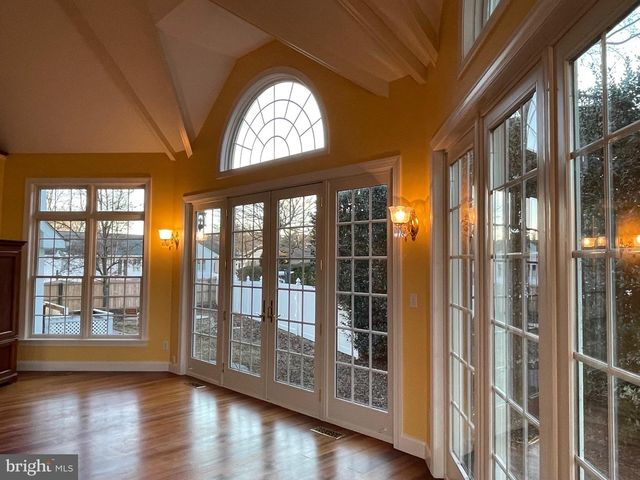 216 E CHEW AVE, Saint Michaels, MD 21663