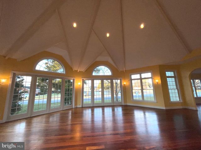 216 E CHEW AVE, Saint Michaels, MD 21663