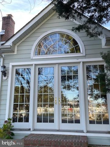 216 E CHEW AVE, Saint Michaels, MD 21663