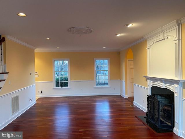 216 E CHEW AVE, Saint Michaels, MD 21663