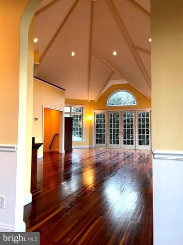 216 E CHEW AVE, Saint Michaels, MD 21663