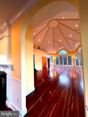 216 E CHEW AVE, Saint Michaels, MD 21663