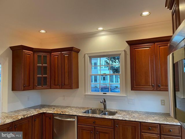 216 E CHEW AVE, Saint Michaels, MD 21663