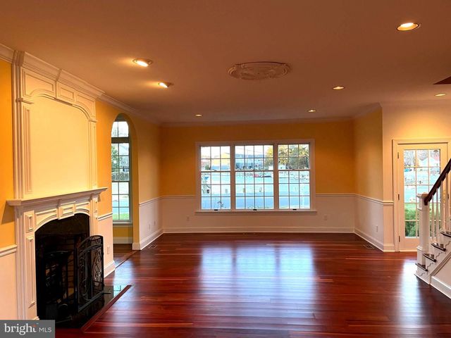 216 E CHEW AVE, Saint Michaels, MD 21663