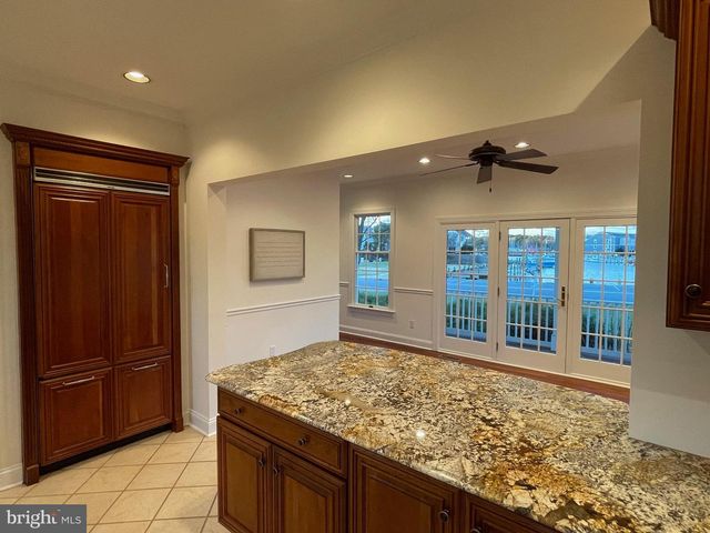 216 E CHEW AVE, Saint Michaels, MD 21663