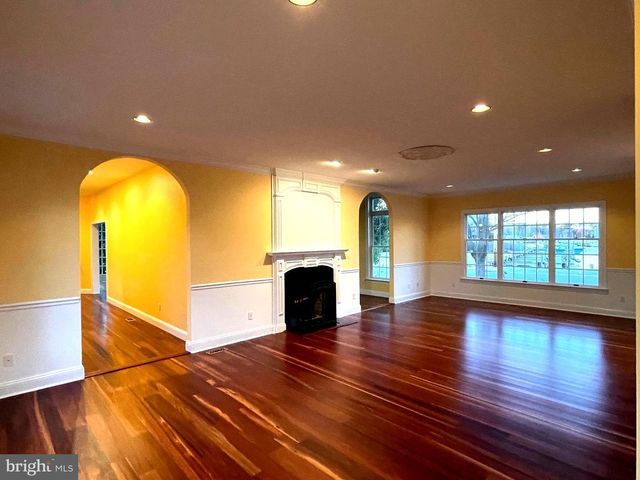 216 E CHEW AVE, Saint Michaels, MD 21663