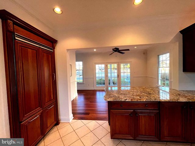 216 E CHEW AVE, Saint Michaels, MD 21663