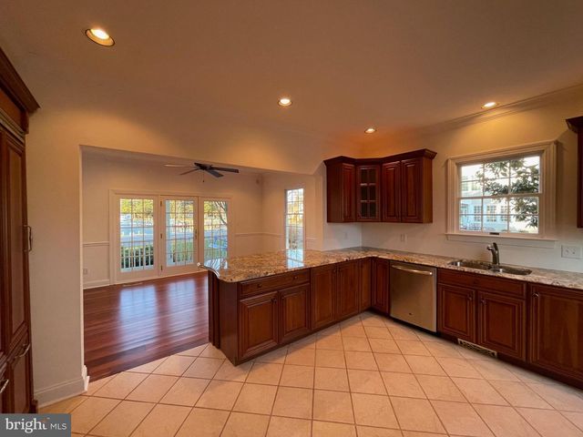 216 E CHEW AVE, Saint Michaels, MD 21663