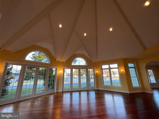 216 E CHEW AVE, Saint Michaels, MD 21663