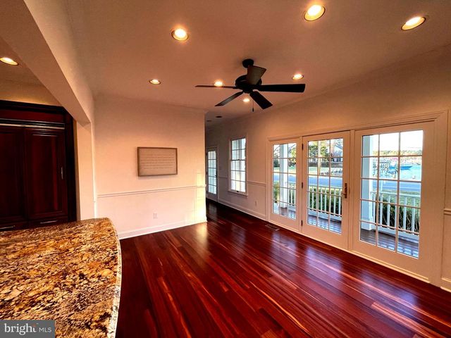 216 E CHEW AVE, Saint Michaels, MD 21663