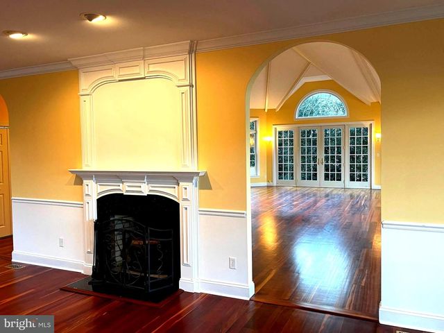 216 E CHEW AVE, Saint Michaels, MD 21663