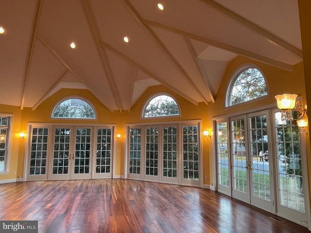 216 E CHEW AVE, Saint Michaels, MD 21663