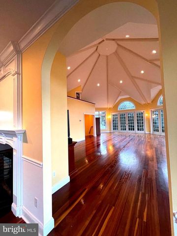 216 E CHEW AVE, Saint Michaels, MD 21663