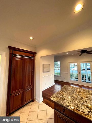216 E CHEW AVE, Saint Michaels, MD 21663