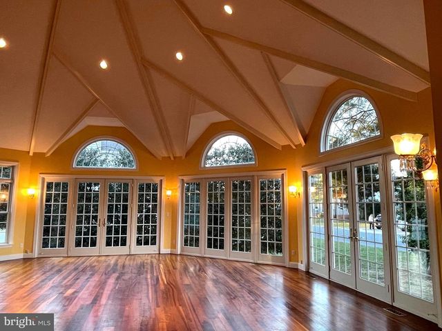 216 E CHEW AVE, Saint Michaels, MD 21663