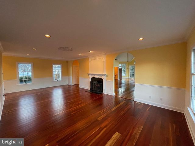 216 E CHEW AVE, Saint Michaels, MD 21663