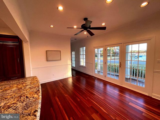 216 E CHEW AVE, Saint Michaels, MD 21663